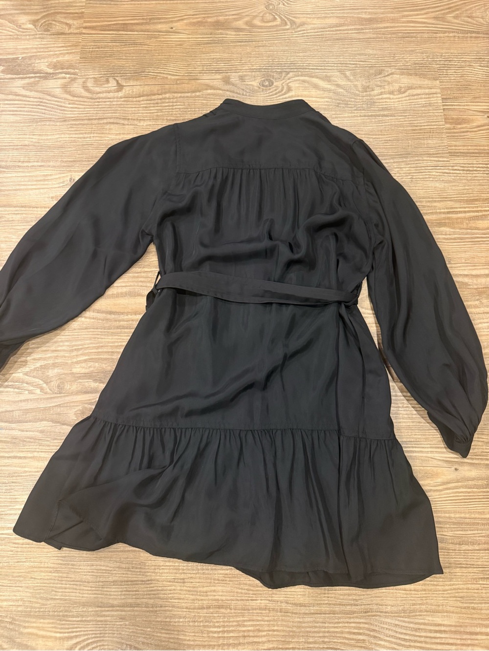 EUC Banana Republic Billow sleeved belted dress. Black Size S ~$160 worn once! - Picture 6 of 7